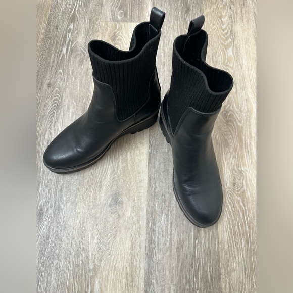 Mia Soraya Chelsea Boots 8.5 | EUC | Like New - Picture 4 of 7
